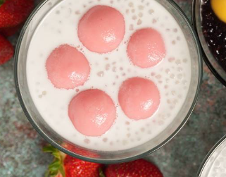Strawberry Custard Hot Mochi (5 pcs)