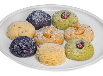 Signature Nut Shortbread Cookies (8 pcs)